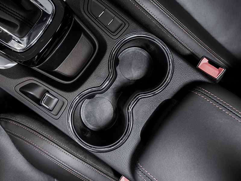 how to clean cup holders in car